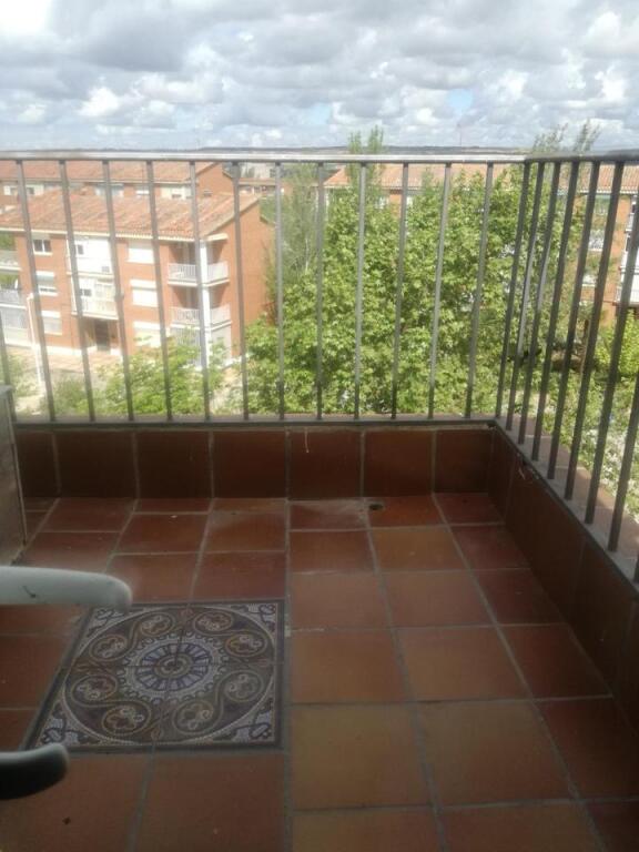 Imagen 2 de LA VIVIENDA SE VENDE ALQUILADA