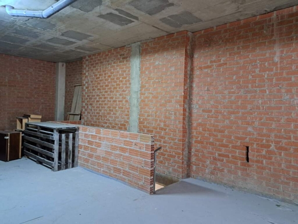 Imagen 2 de Local comercial en Cornellá de Llobregat