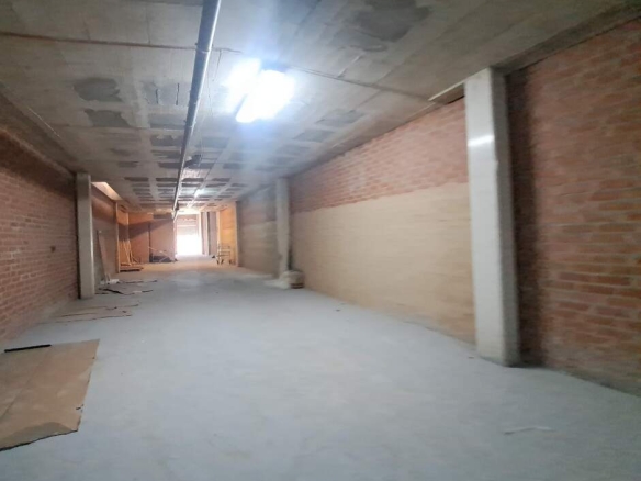 Imagen 3 de Local comercial en Cornellá de Llobregat
