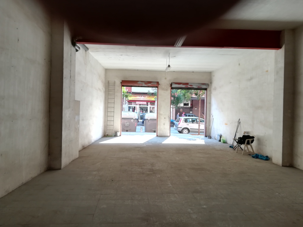Imagen 2 de Local comercial en Alquiler en Santa Coloma De Gramenet Barcelona CAN MARINER