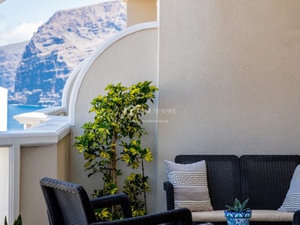 Imagen 2 de Apartamento en Venta en Santiago Del Teide Santa Cruz de Tenerife