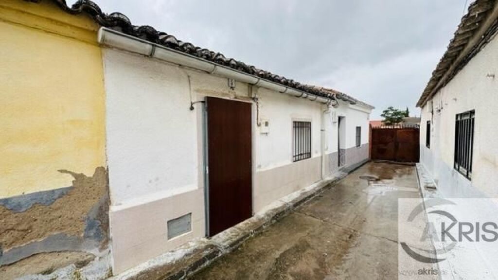 Imagen 2 de ?️ Vivienda para derribar en Cebolla (Toledo)