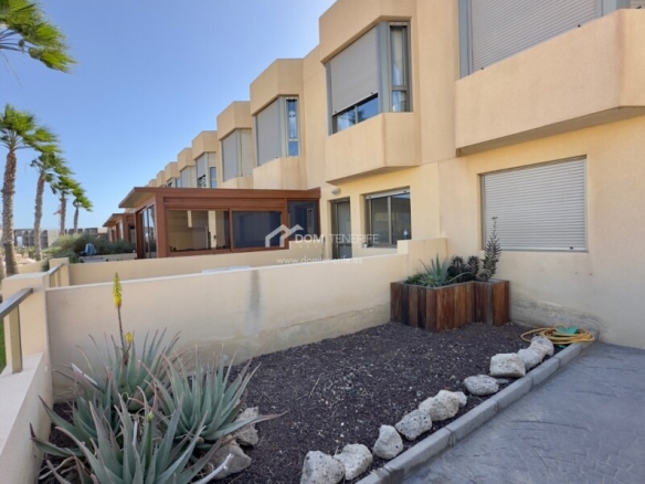 Imagen 1 de Casa de pueblo en Venta en Granadilla de Abona Santa Cruz de Tenerife