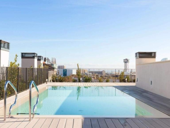 Imagen 2 de Ático exclusivo con terraza y piscina privada en edificio histórico del Barrio Gótico