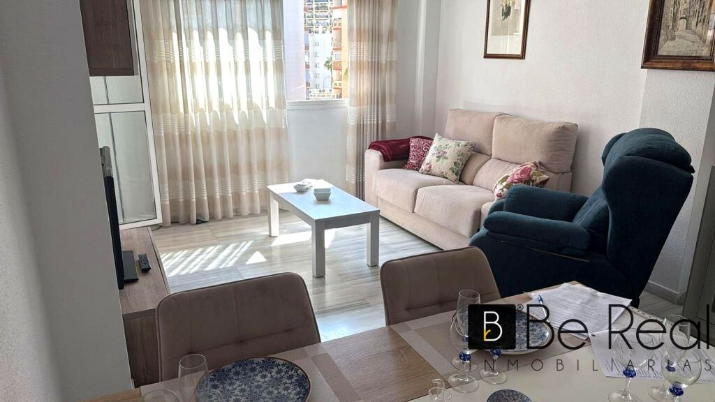 EXCELENTE PISO EN TORREMOLINOS (MÁLAGA)