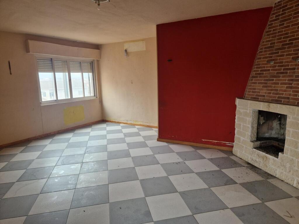 Imagen 4 de PISO EN MORA PARA REFORMAR