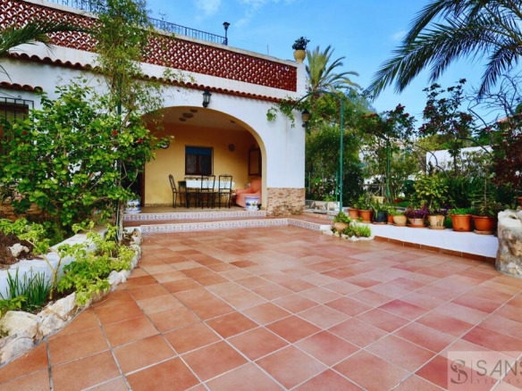 Imagen 4 de Casa-Chalet en Venta en Alicante Alicante