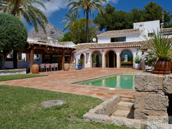 Imagen 4 de Casa-Chalet en Venta en Alicante Alicante