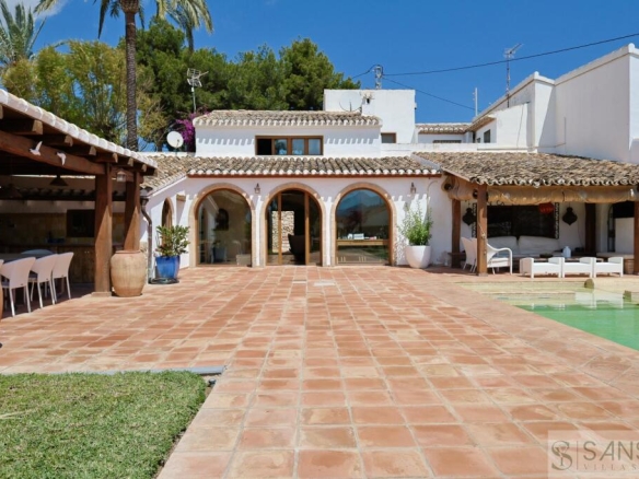 Imagen 1 de Casa-Chalet en Venta en Alicante Alicante