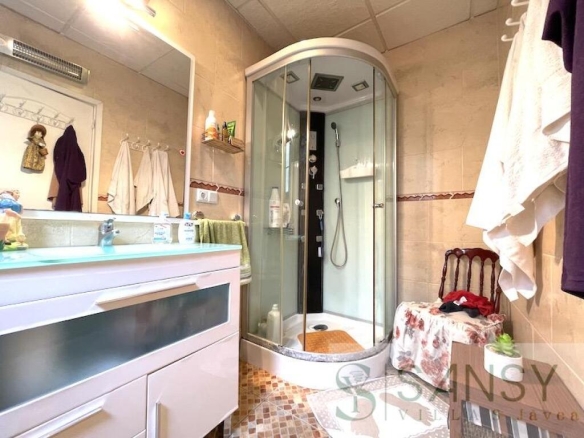 Imagen 3 de Casa-Chalet en Venta en Alicante Alicante