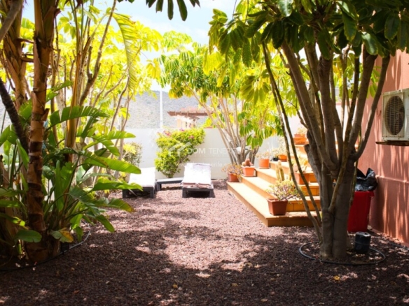 Imagen 3 de Casa de pueblo en Venta en Adeje Santa Cruz de Tenerife