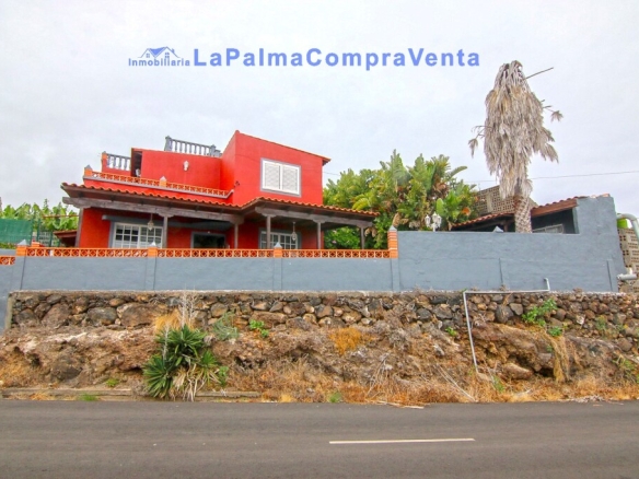 Imagen 2 de Casa-Chalet en Venta en Tijarafe Santa Cruz de Tenerife