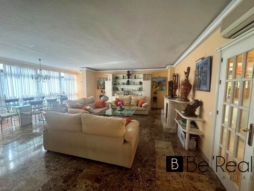 Imagen 3 de 2 APARTAMENTOS UNIDOS EN PLENO CENTRO DE TORREMOLINOS