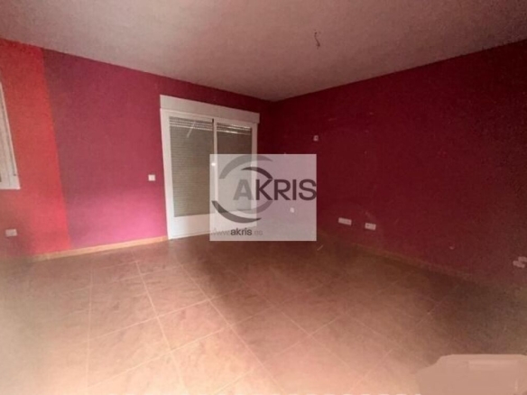 Imagen 2 de CHALET PAREADO EN RECAS