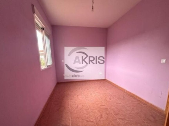 Imagen 4 de CHALET PAREADO EN RECAS