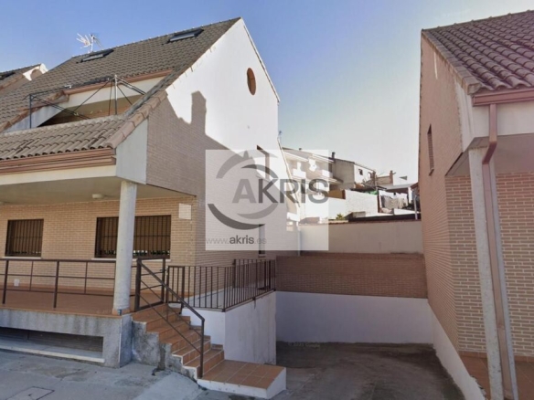 Imagen 1 de Plaza De Parking en venta en Casarrubios del Monte de 10 m2