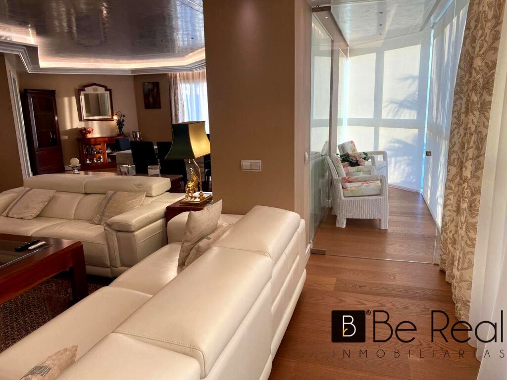 Imagen 3 de ALQUILER LUXURY DE TEMPORADA EN LA MALAGUETA - MÁLAGA CON VISTAS AL MAR