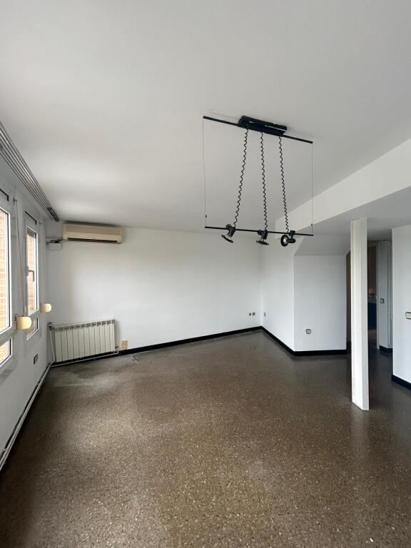 Imagen 2 de Dúplex en Venta en Santa Perpetua De Mogoda Barcelona