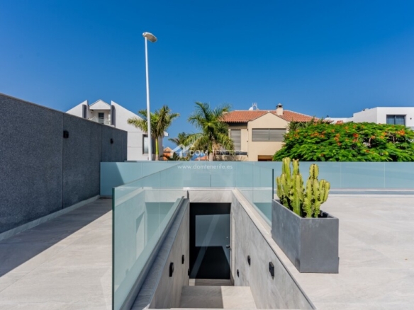 Imagen 3 de Casa-Chalet en Venta en Adeje Santa Cruz de Tenerife