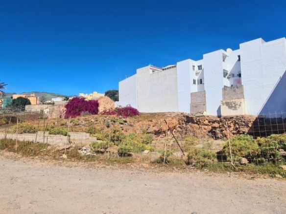 Imagen 1 de VENTA DE SOLARES CON PROYECTO Y LICENCIA EN INGENIO