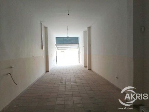 Imagen 2 de LOCAL COMERCIAL EN ALAMEDA DE LA SAGRA