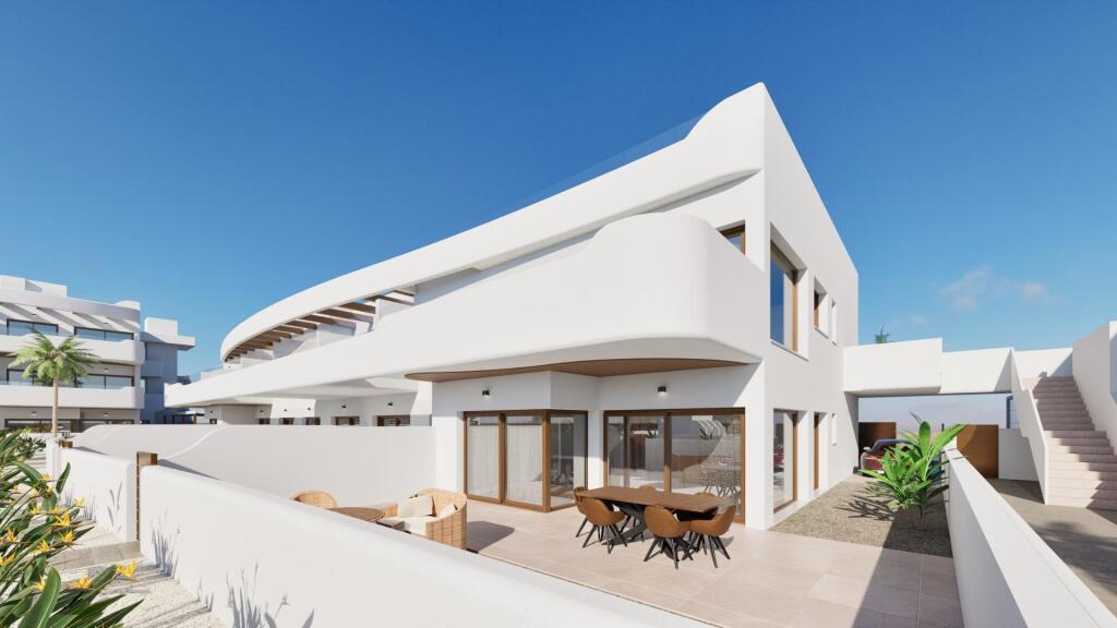 Imagen 4 de Complejo Residencial de Obra Nueva en Los Alcázares Cerca de Serena Golf y del Mar Menor