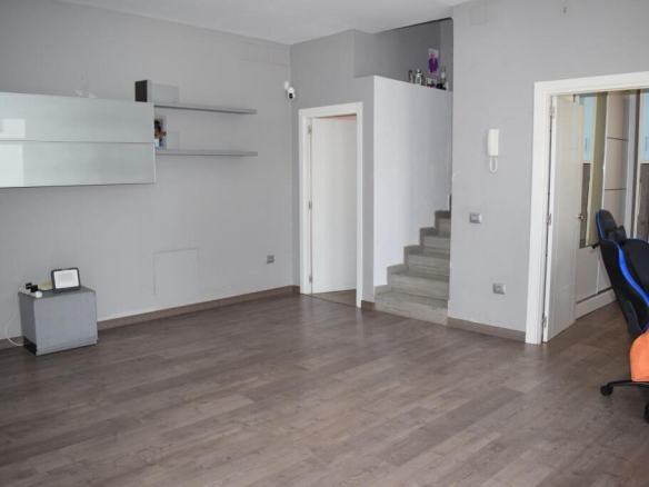 Imagen 2 de ESTUPENDO CHALET INDEPENDIENTE EN VALSEQUILLO