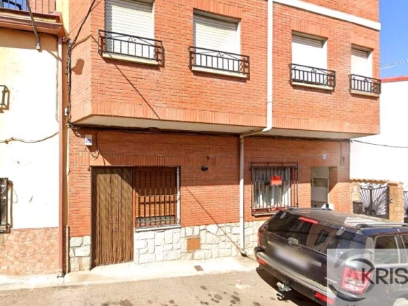 Imagen 1 de VIVIENDA CENTRICA EN NAVAHERMOSA