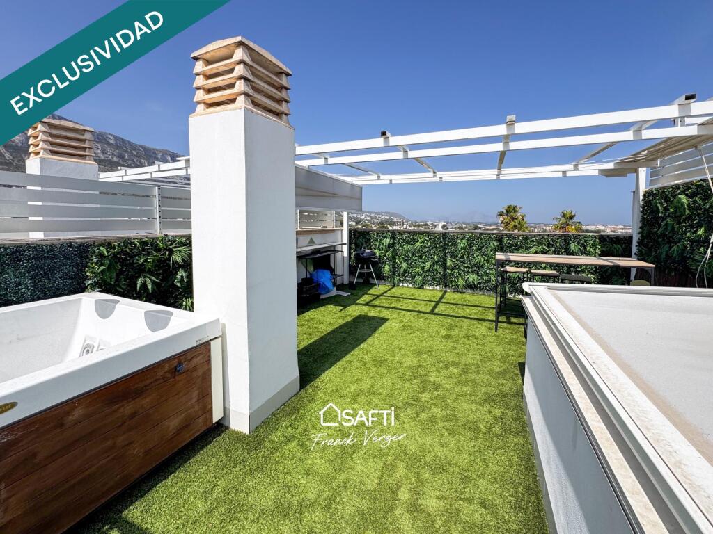 Imagen 2 de ATICO DE LUJO CON ROOFTOP LAS ROTAS DENIA