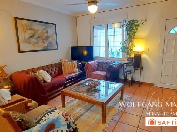 Imagen 4 de Casa familiar histórica modernizada en el corazón de Pedreguer