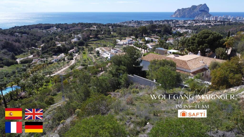 Imagen 2 de Vistas de Ensueño y Naturaleza Mediterránea: Dos Solares Urbanos en La Fustera