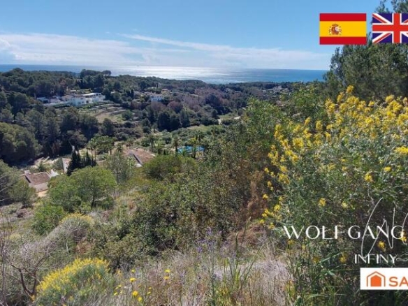 Imagen 1 de Vistas de Ensueño y Naturaleza Mediterránea: Dos Solares Urbanos en La Fustera