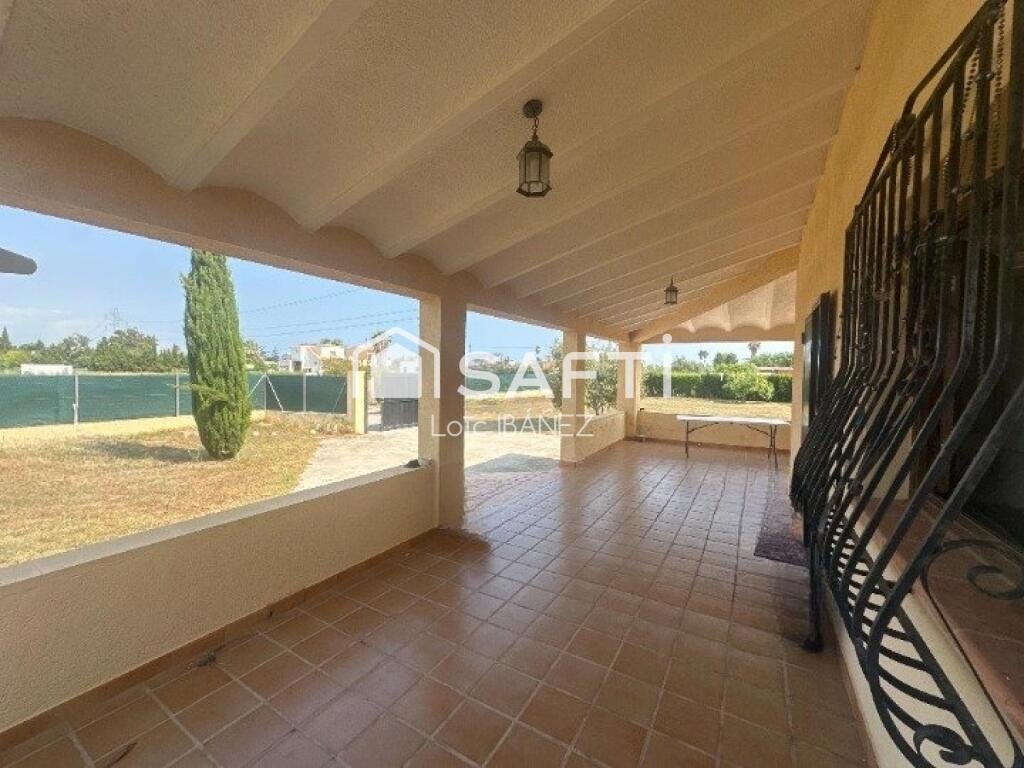 Imagen 4 de Villa exclusiva en Oliva Playa con piscina privada