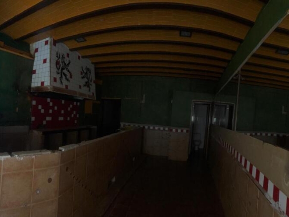 Imagen 3 de Local comercial en Venta en Tarrega Lleida