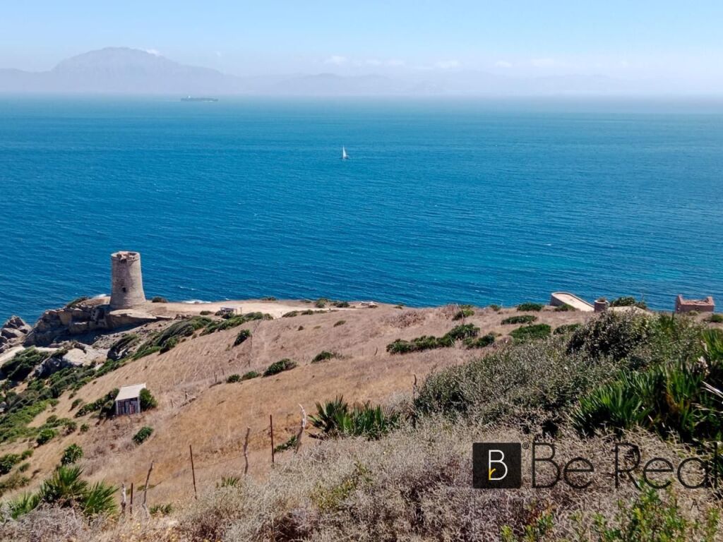 Imagen 2 de EXCEPCIONAL TERRENO RÚSTICO EN TARIFA CON VISTAS AL MAR Y GRAN POTENCIAL