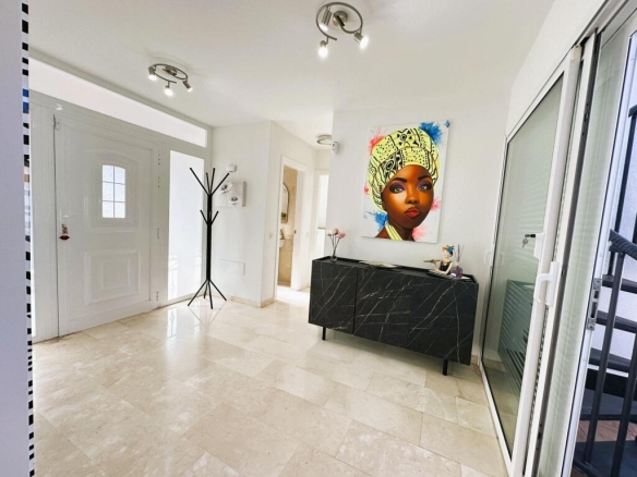 Imagen 4 de Villa de lujo en El Madroñal – Tenerife Sur