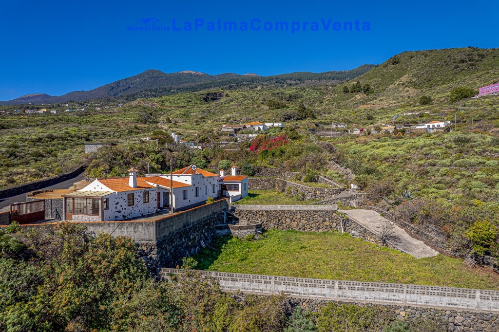 Imagen 2 de Casa-Chalet en Venta en Malpaises Santa Cruz de Tenerife
