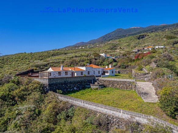 Imagen 1 de Casa-Chalet en Venta en Malpaises Santa Cruz de Tenerife