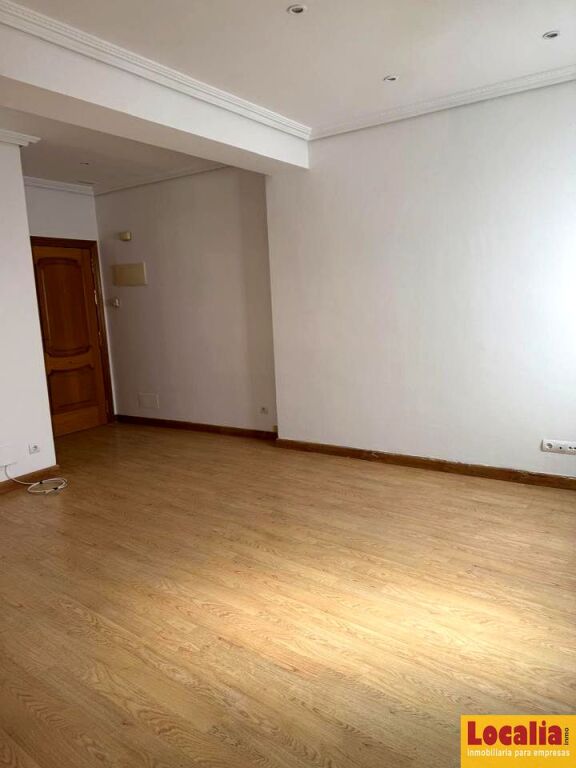 Imagen 4 de Estupendo piso en el centro de Santander.