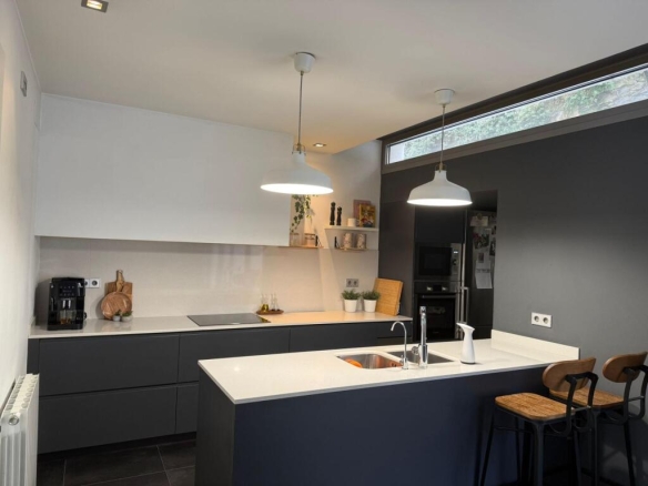 Imagen 4 de ESPECTACULAR CASA EN CENTRO CENTELLES!!