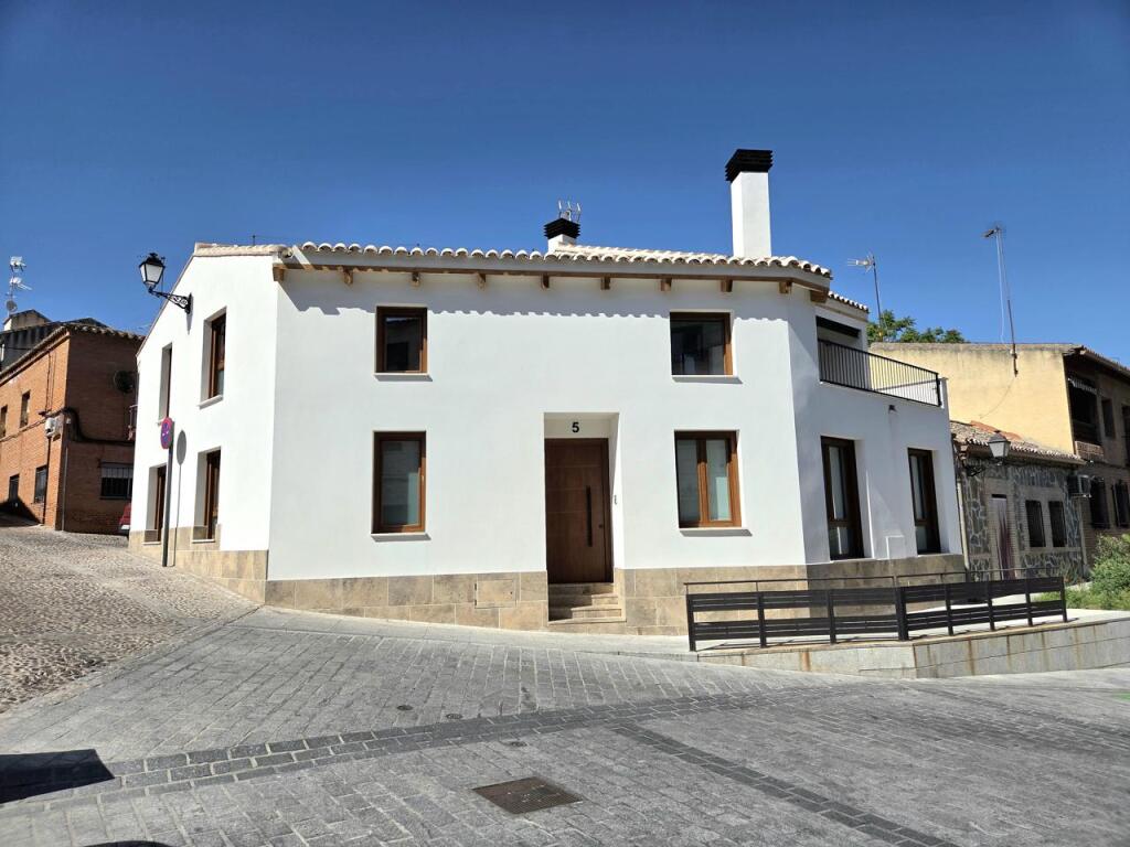 Imagen 4 de EXCLUSIVA VIVIENDA DE DISEÑO
