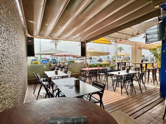 Imagen 2 de Bar Tapas primera linea de mar