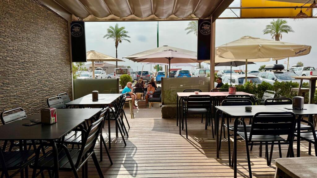 Imagen 1 de Bar Tapas primera linea de mar