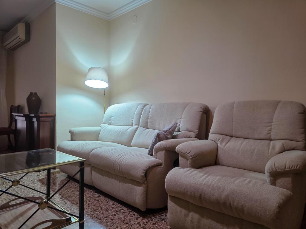 Imagen 4 de ? Alquiler piso 4 habitaciones en Lleida – Calle Vallcalent