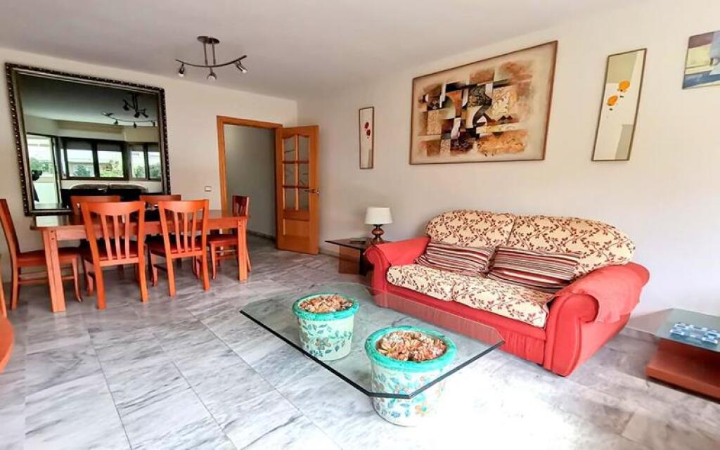 Imagen 4 de VIVIENDA EN ALQUILER DE 4 DORMITORIOS EN LA ZONA DE CRUZ DE HUMILLADERO