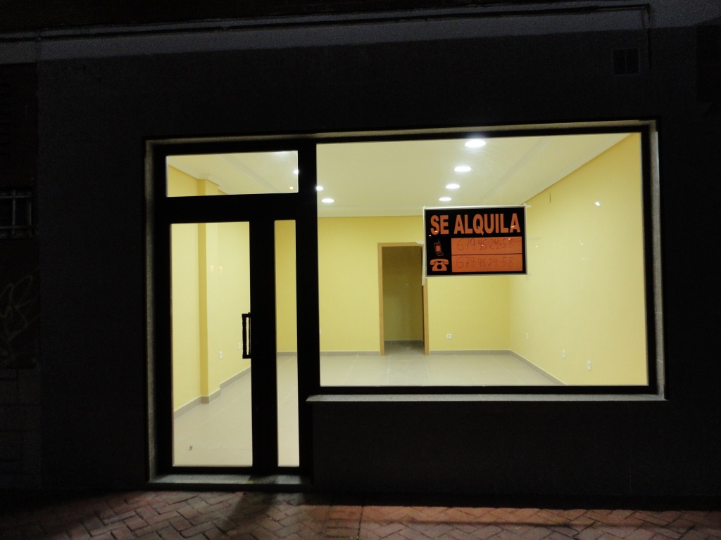 Imagen 3 de Local comercial en Alquiler en Cáceres Cáceres NUEVO CACERES