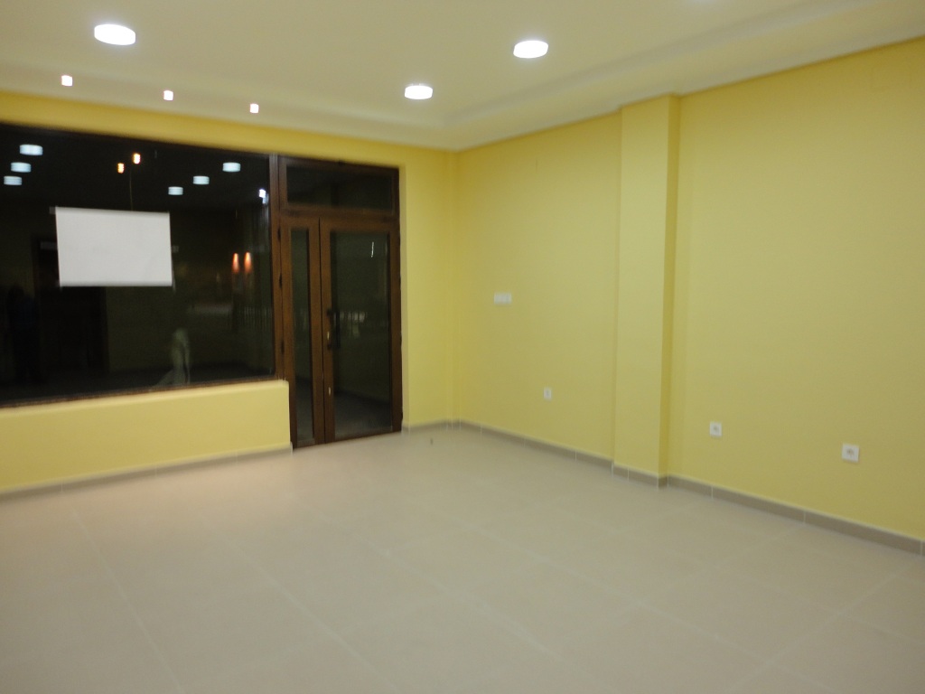 Imagen 4 de Local comercial en Alquiler en Cáceres Cáceres NUEVO CACERES