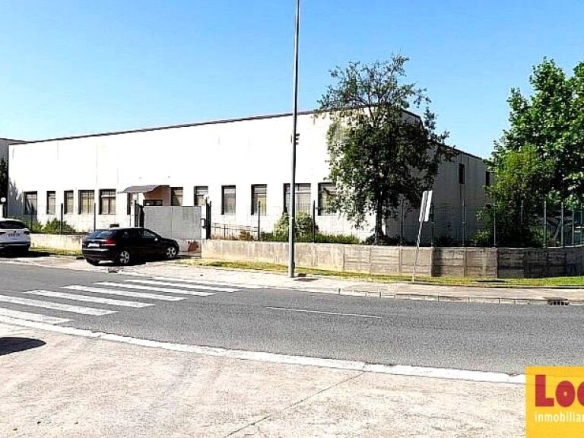 Imagen 1 de Oportunidad de nave industrial en Vitoria