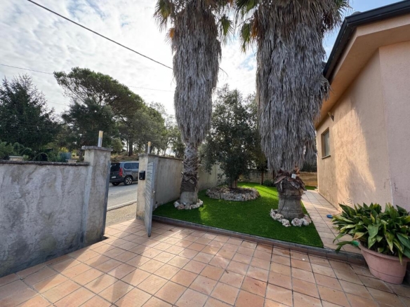 Imagen 3 de Tu refugio soñado: casa con piscina en medio de la naturaleza.