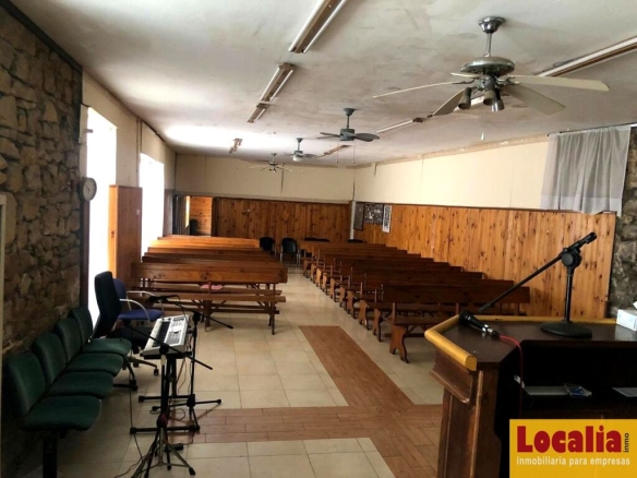 Imagen 3 de Local en venta en Torrelavega de 250 m2